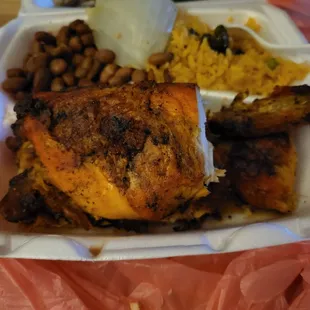 1/2 chicken plate. It was over cooked and dry like it had been sitting for a while. but the owner was nice.