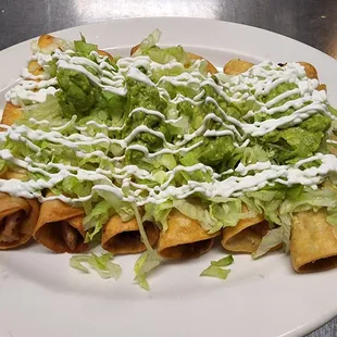 Flour tortilla Flautas