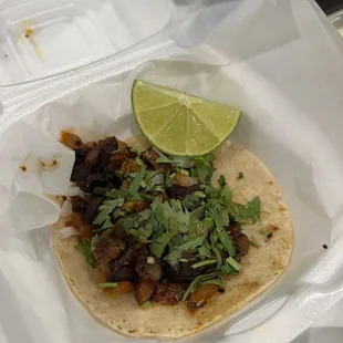 Lengua (beef tongue) street taco