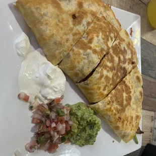 Q2. Quesadilla Grande