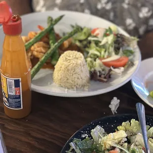 Los Aguachiles Seafood Grill & Bar