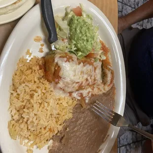 Beef chili Chile Relleno Plate