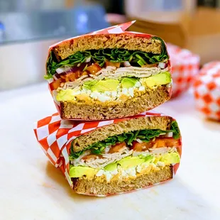 a sandwich cut in half