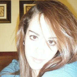 Ana E.
