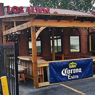 Beautiful Double Patio on West Vernor