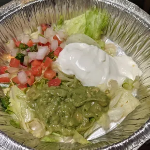 More toppings for the parrillada entrée.