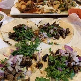 Carne Asada, Mega Nachos