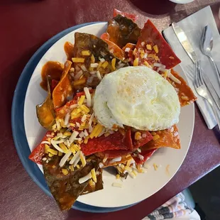 a plate of mexican food