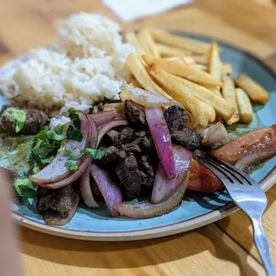 Lomo Saltado