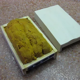 MMMM...3/4 pounds of uni...MMMMMMM