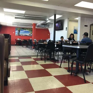 Lots of seating. Clean. Bright. Fast friendly service. April 2018.