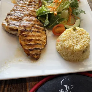 Chicken with salad and rice