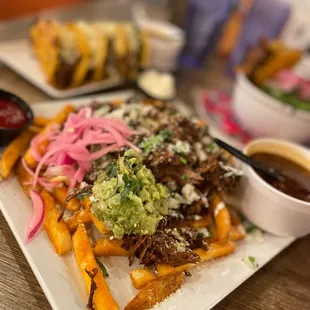Birria fries (lamb)