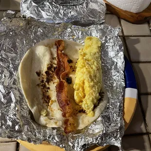 Bacon and egg taco