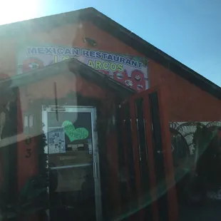 Los arcos mexicana grill