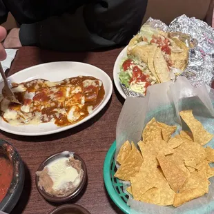 Cheese enchiladas and ground beef tacos