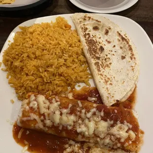 8. Burrito, Cheese Quesadilla and Rice Combo