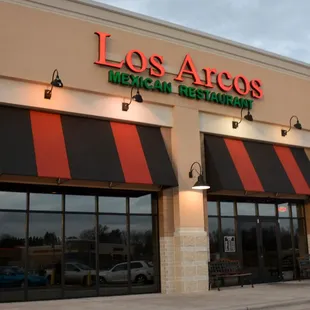 the front of a restaurant