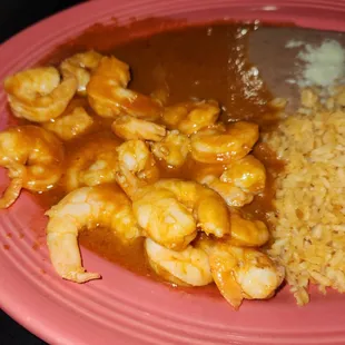 Camerones A La Diabla.  Basically Shrimp Swimming In Hot Sauce.  It Had Some Kick To it.