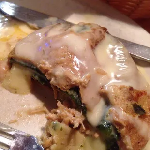 Chicken Chili releno with cheese sauce.