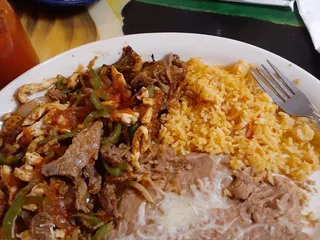 El Azteca Mexican Restaurant