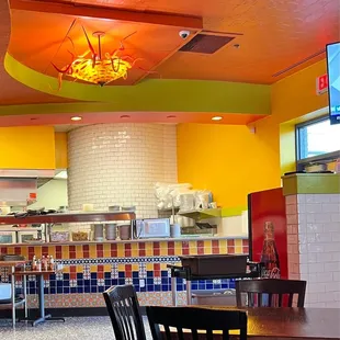 interior, pizza