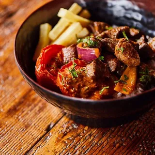 Lomo Saltado