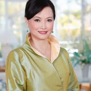 Theresa L.