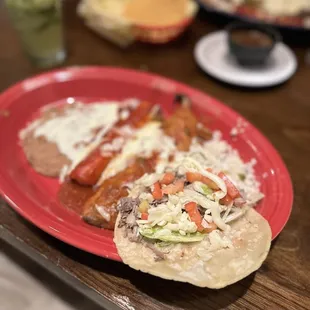 a plate of mexican food