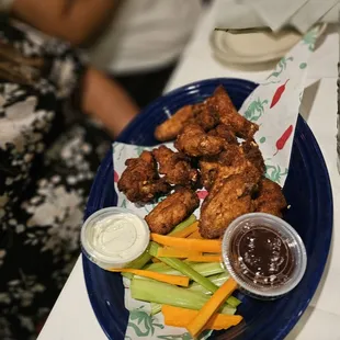 poultry, fried chicken, chicken, bbq wings, fried chicken wings, chicken wings, chicken wings and fried chicken, food, bbq chicken
