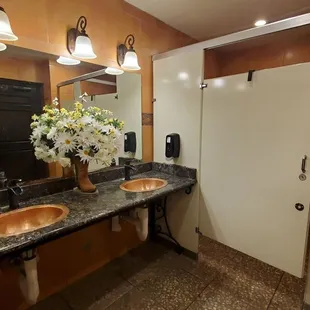Women&apos;s restroom 8/20/2021