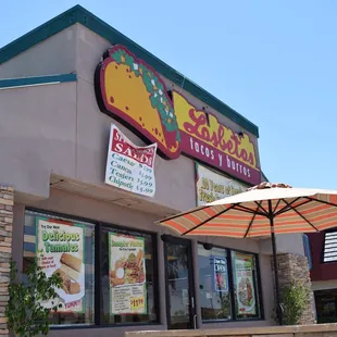 the outside of a restaurant