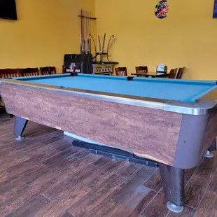 Pool table