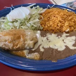 a plate of mexican food