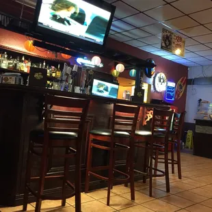 Full Bar..  Small one but there are drafts and a margarita machine