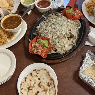 fajitas poblanos beef with flour tortilla