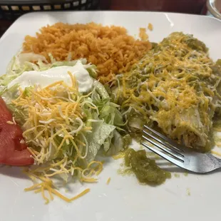 Chicken enchiladas with green sauce