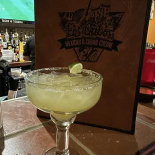 dessert, drink