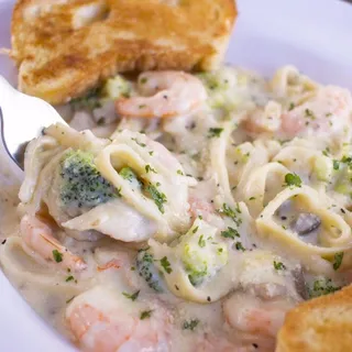 Fettuccini Alfredo
