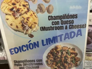 Pupusas 100% Salvadoreñas