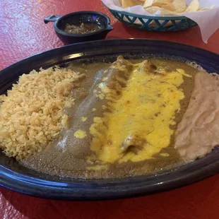 Señorita hot plate (I did request extra Chile gravy)