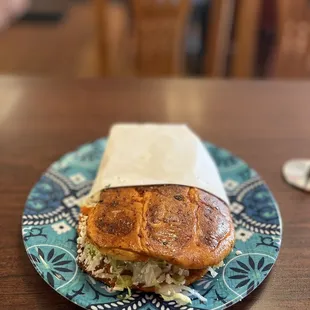 Tinga de Pollo Pambazo