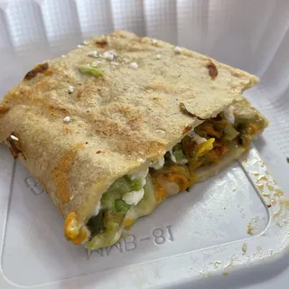 Quesadilla de Flor de Calabaza