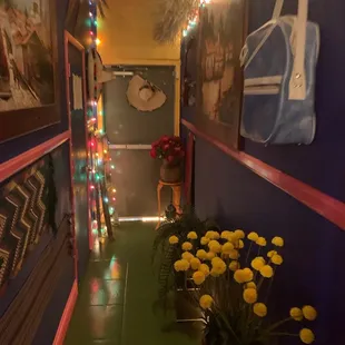 Loo hallway