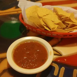 Complimentary chips and salsa. Salsa is very good.