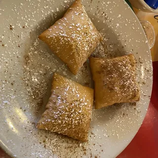 Sopapillas