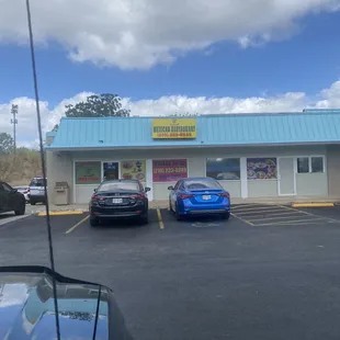 The front of the restaurant.