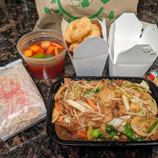 Super fast! Beef Chow Mein and Sweet &amp; Sour delight (shrimp/pork/chicken)