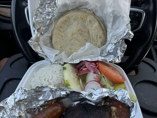 Pupuseria Mama Emilia