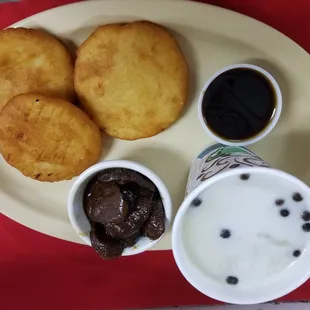 Chilate con nuegados